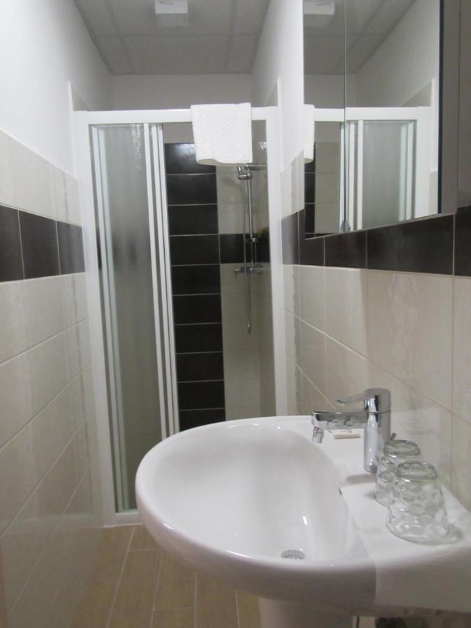 Pod Orehi Bed & Breakfast Postojna Bagian luar foto